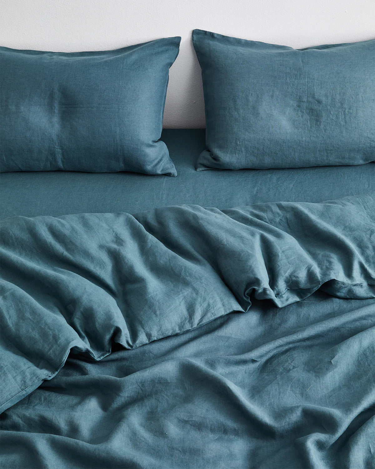Teal Blue French Linen Bed Sheet Set – view 3