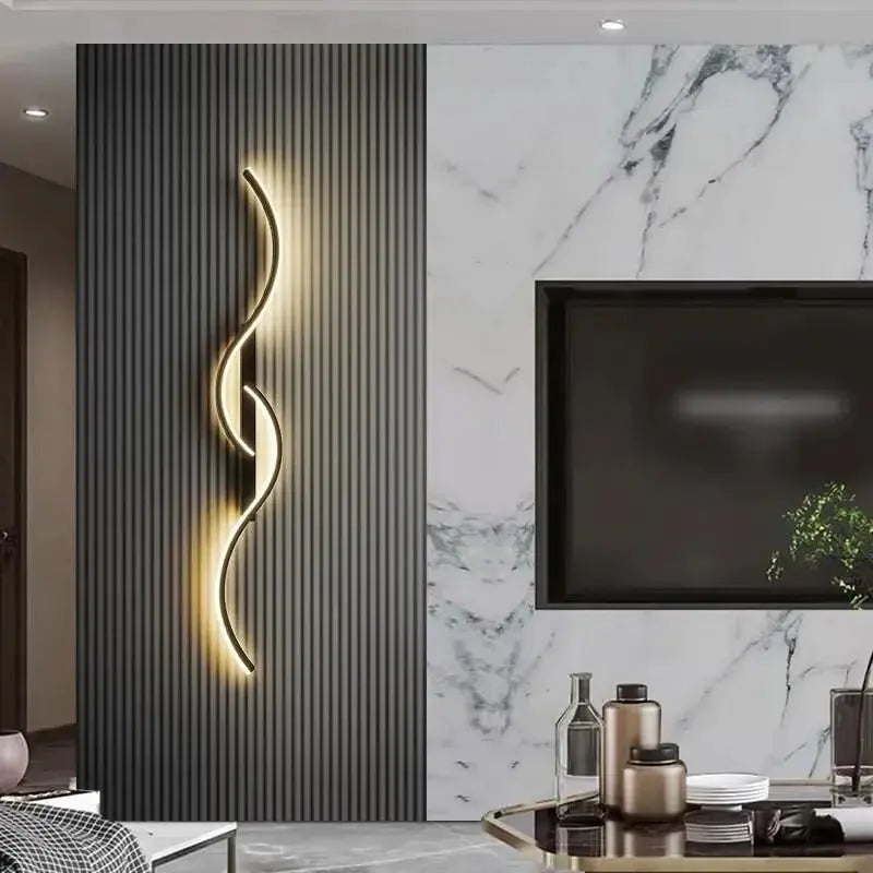 Minimalist Lines LED Wall Light