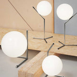 IC Globe Table Light