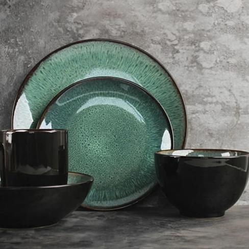 Emerald Green Gold Trim Ceramic Dinnerware – ModernSpaceLiving