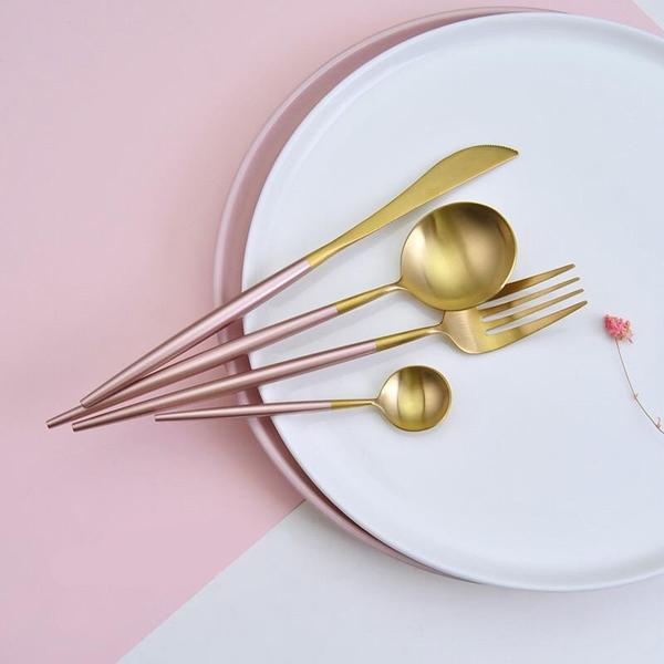 Matte Pristine Flatware Set