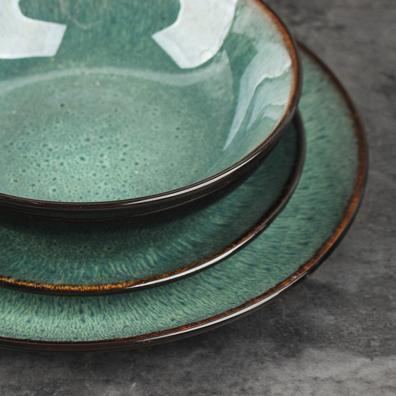 Emerald Green Gold Trim Ceramic Dinnerware – ModernSpaceLiving