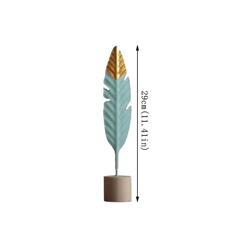 Decorative Feather Holder – Medium