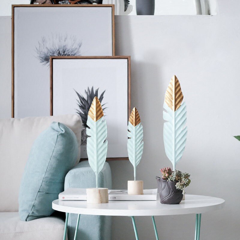 Decorative Feather Holder – view 4