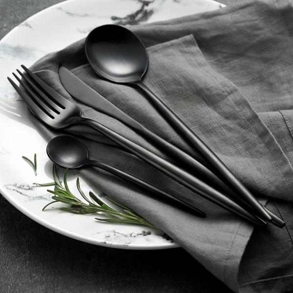 Matte Pristine Flatware Set